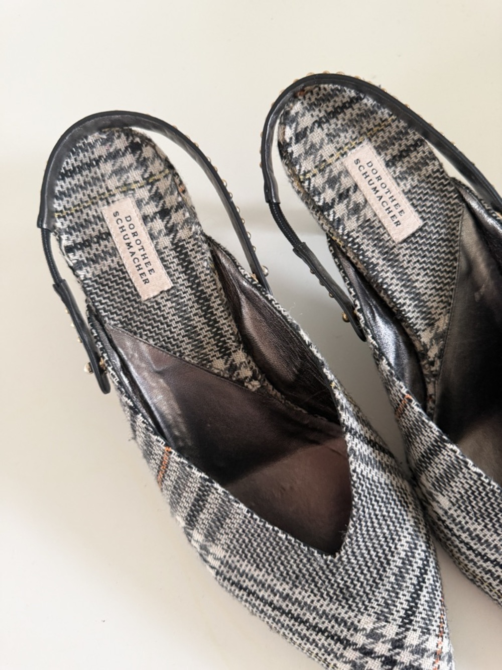 DOROTHEE SCHUMACHER • Check It Out Kitten Heel Pump in Grey - Picture 4 of 14